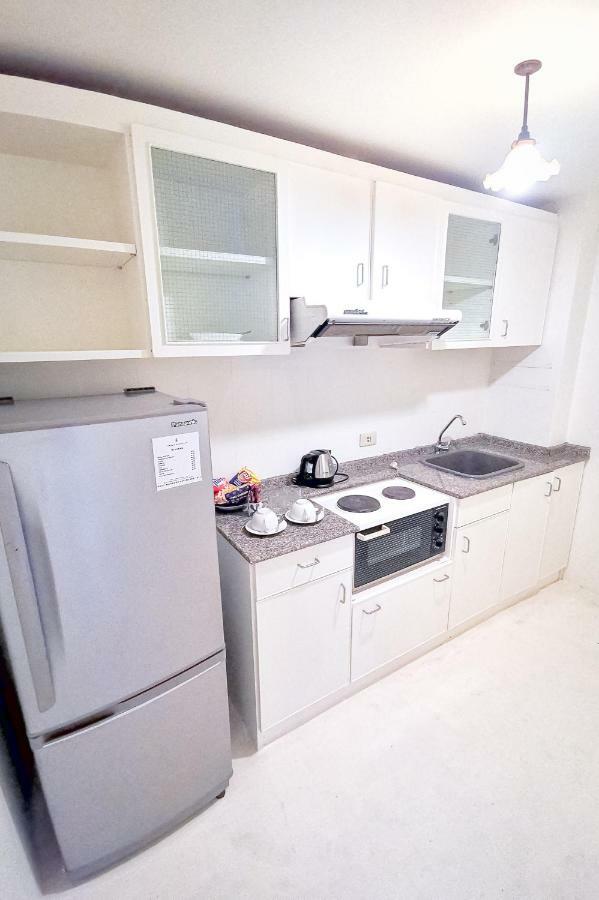 Vimala Residence (Adults Only) Бангкок Экстерьер фото